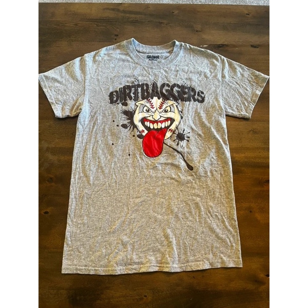 Gildan DryBlend Dirtbaggers Baseball Graphic T-Shirt Gray Mens Size Small No 10